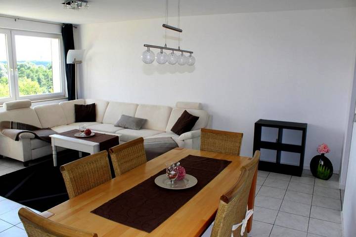 Ferienwohnung für 6 Personen, mit Balkon und Terrasse sowie Ausblick in Wegberg