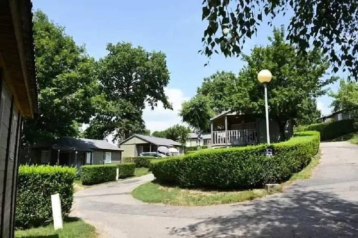 Mobil home pour 4 personnes à Saint-Symphorien-de-Thénières - 4