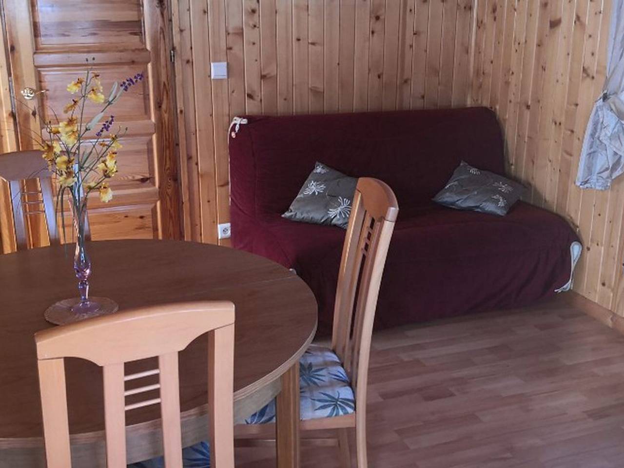Chalet avec Terrasse pour 4 Personnes in La Freissinouse, Région de Gap