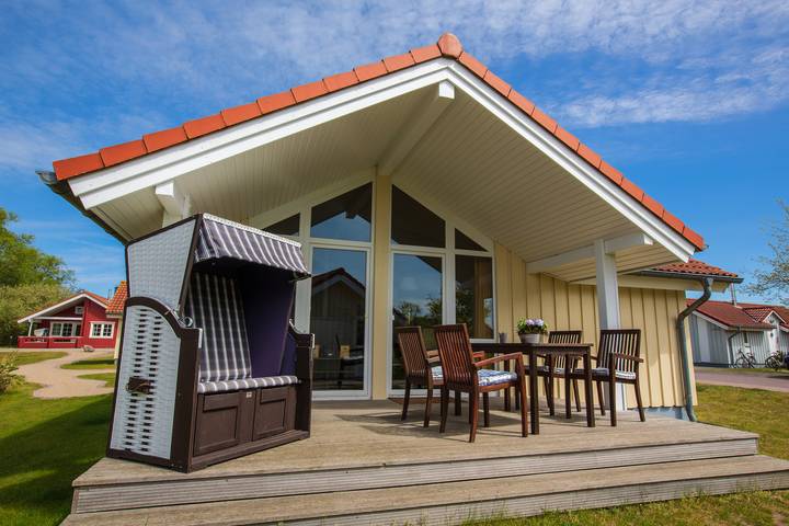 Strandhaus für 4 Personen, mit Garten und Terrasse sowie Sauna, mit Haustier in Pelzerhaken