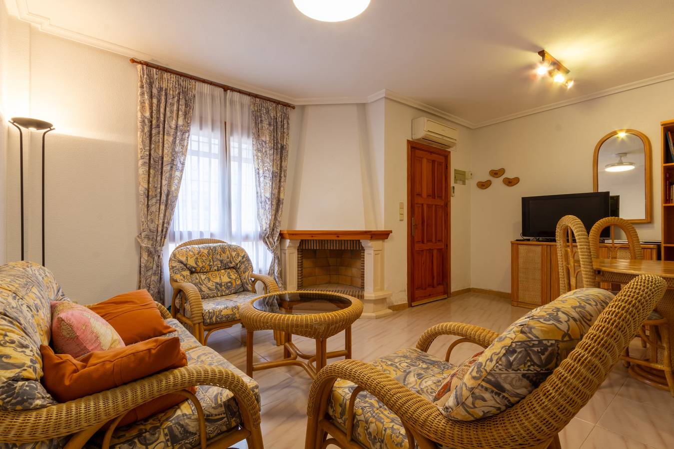 Gran casa en Santa Pola a 10 metros de la playa in Playa Lisa, Santa Pola