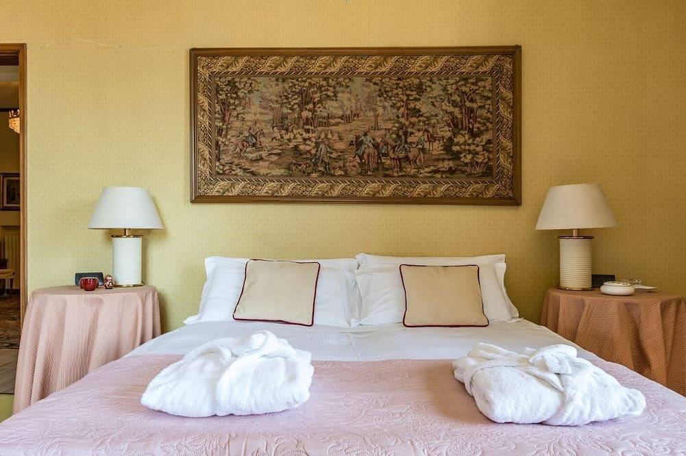 Villa Gaia Luxury Retreat with Private Pool in Menaggio in Menaggio, Commune de Menaggio