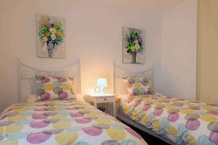 Apartamento entero, Amplio Y Cómodo Apartamento A 7 Km De El Caminito Del Rey Y Wifi Gratis in Ardales, Provincia de Málaga