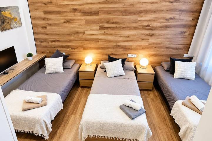 Entire apartment, Premium apartment very close to Barcelona in Badalona, Barcelonès