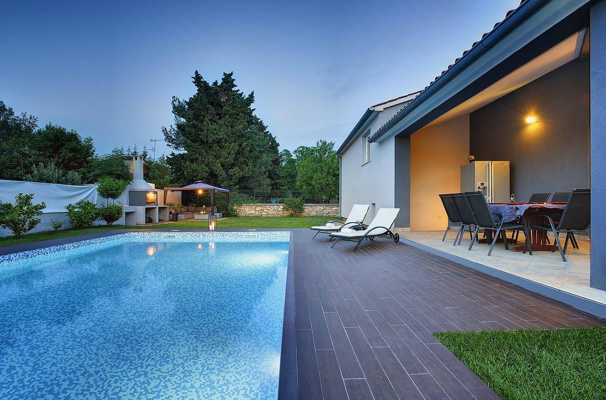 Ferienhaus mit Privatpool für 9 Personen ca. 320 qm in Vinkuran, Istrien (Istrische Riviera) in Vinkuran, Südküste Istrien