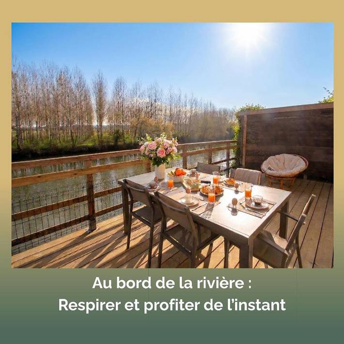 Location de vacances pour 6 personnes, avec Terrasse ainsi que Jardin et Vue