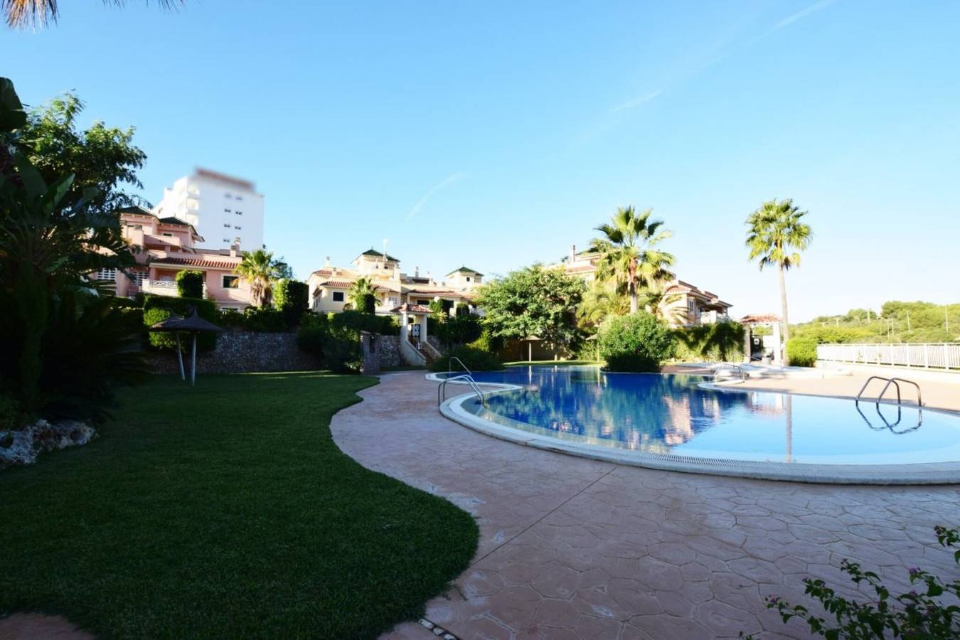 Casa de férias 'Can Tomeu' com Jardim, Jacuzzi, Piscina Partilhada e Wi-Fi in Calas de Mallorca, Manacor