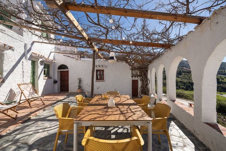 Casa rural para 5 personas, con Balcón/Terraza además de Jardín y Piscina en Motril - 4