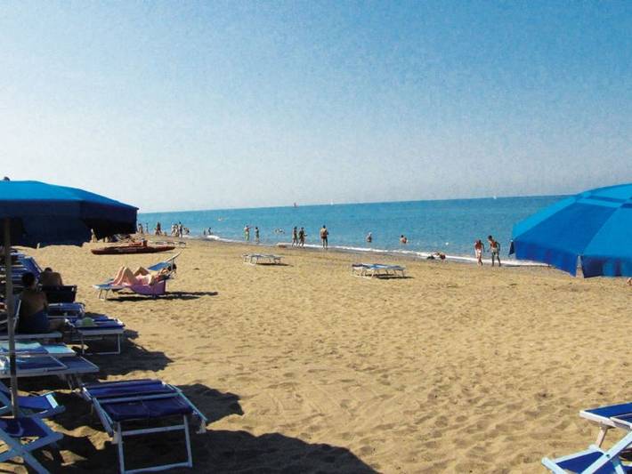 Camping Free Beach in Marina di Bibbona, Bibbona