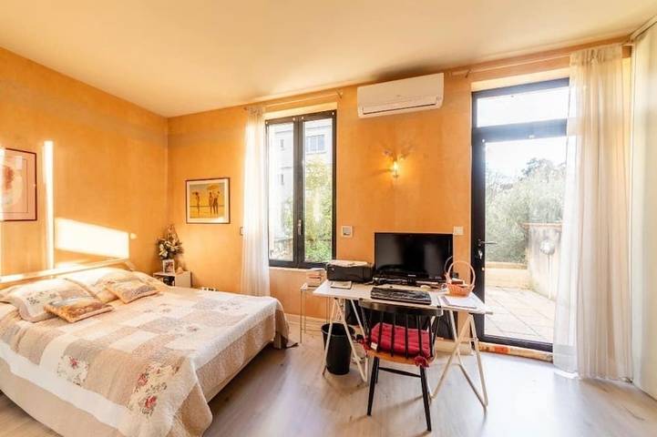Quiet town house with garden in the heart of Agen in Agén, Quercy