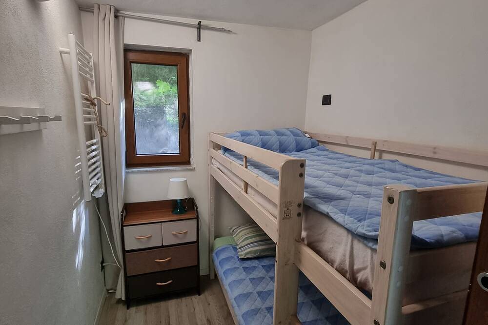 Bikers cottage in the woods 5 minutes from the sea, in Varigotti, Finale Ligure Municipality