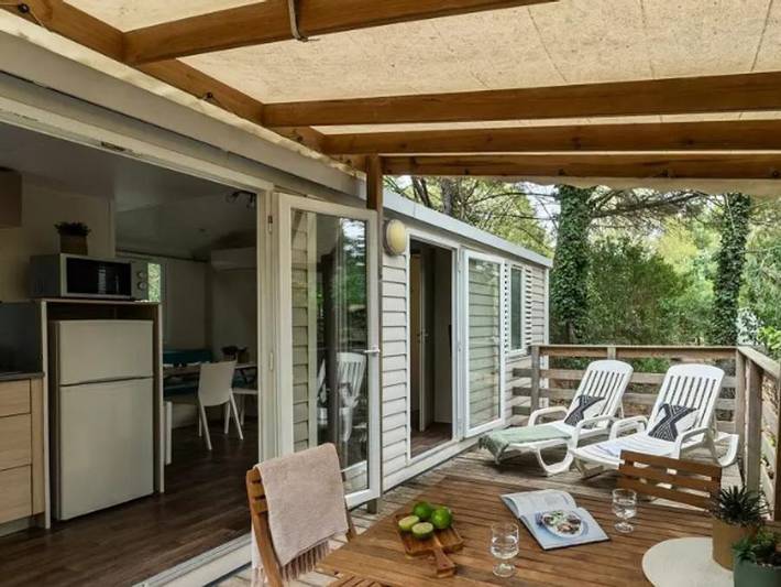 Camping für 4 Personen, mit Kinderpool in Frejus - 3