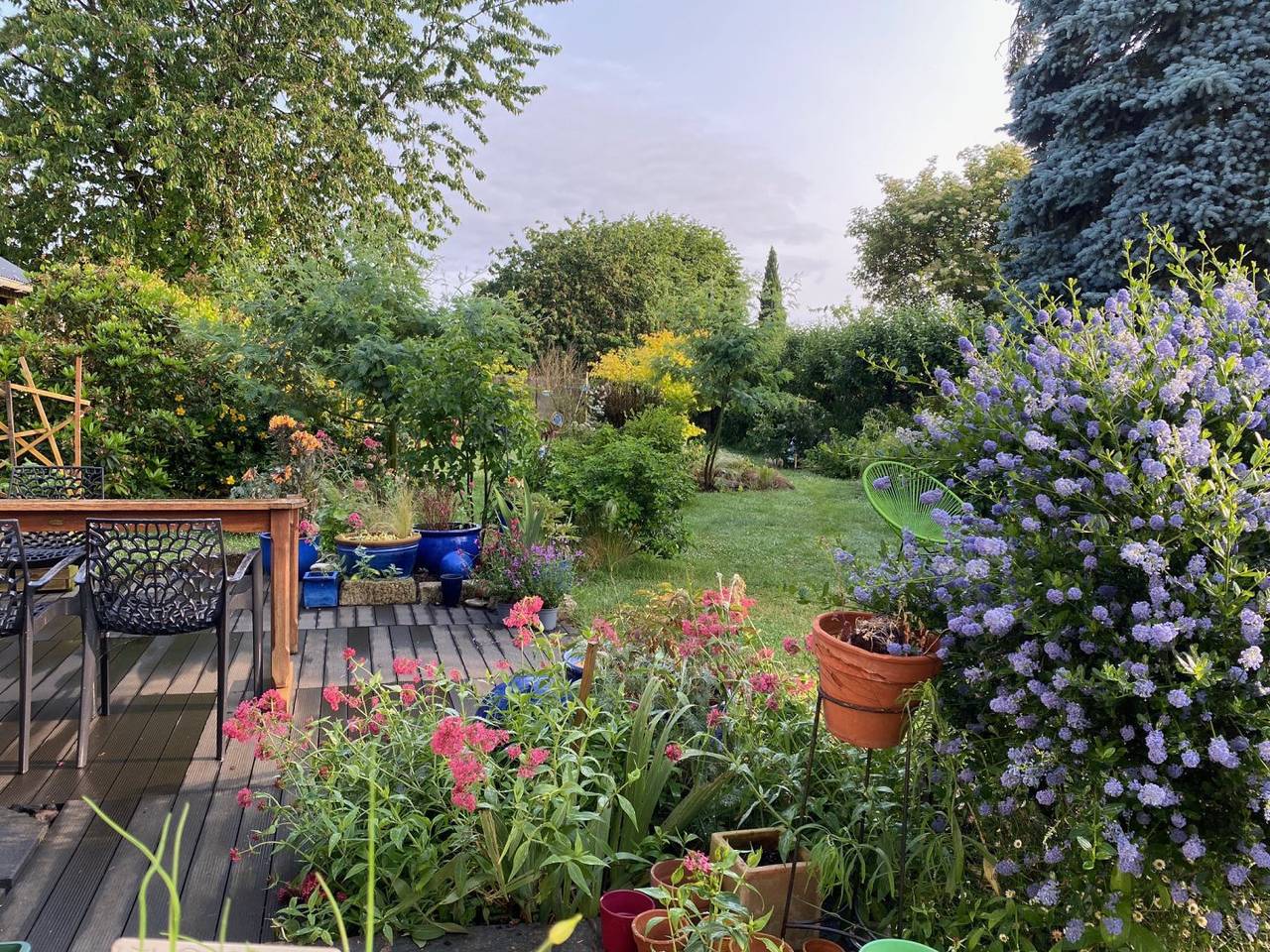 Location gite atypique pour vacances in Tinténiac, Région de Saint-Malo