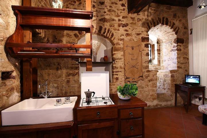 Gîte pour 4 personnes, avec jardin et piscine à Gualdo Cattaneo - 4