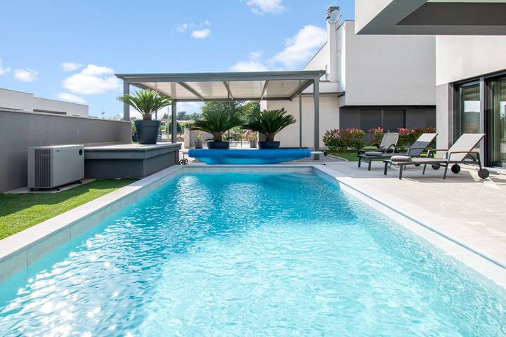 Villa für 8 Personen, mit Balkon und Pool in Medulin - 3