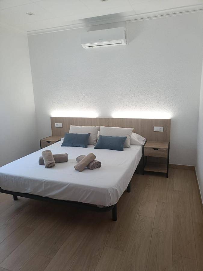 Casa rural para 4 personas, con Terraza además de Jardín y Piscina en Navarrés - 3