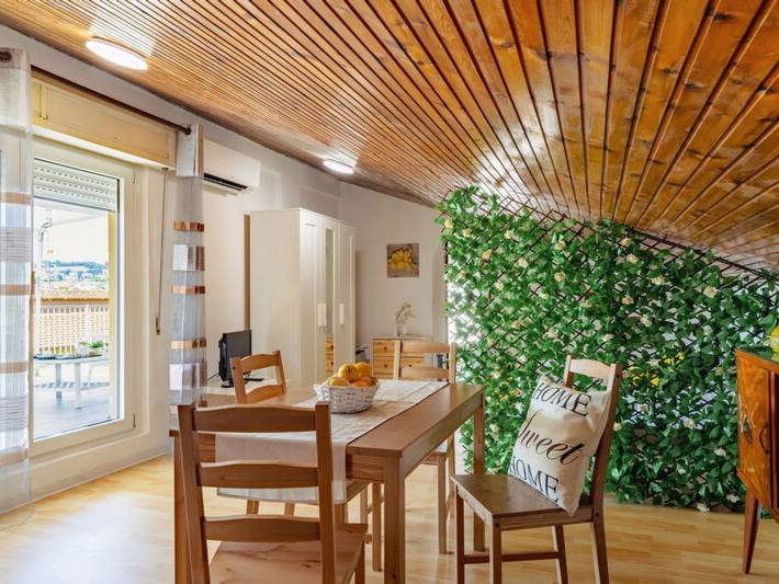 Holiday apartment for 3 people, with terrace, child-friendly - 1