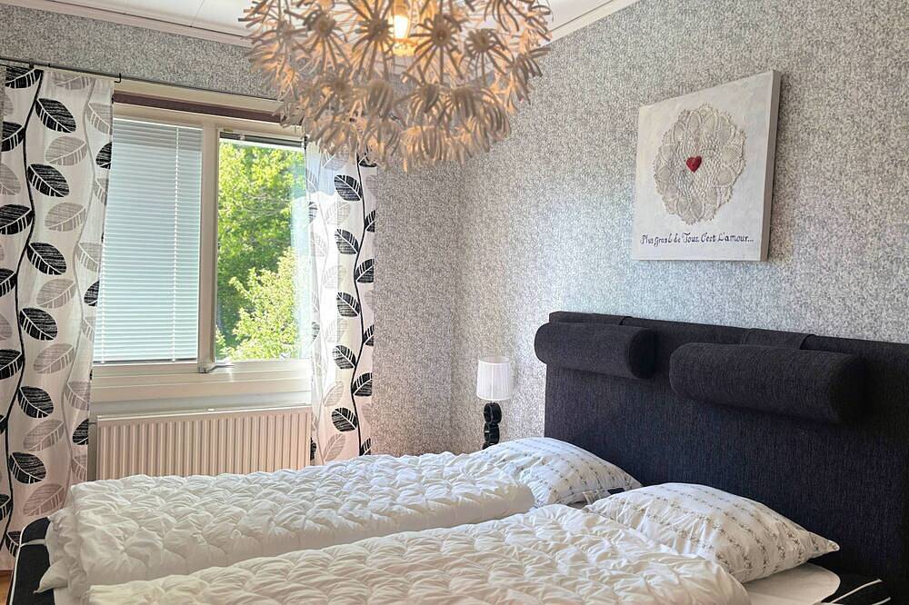 Connys Hus – Modernes Ferienhaus nahe Kosta Outlet & Glasreich in Småland in Kronoberg