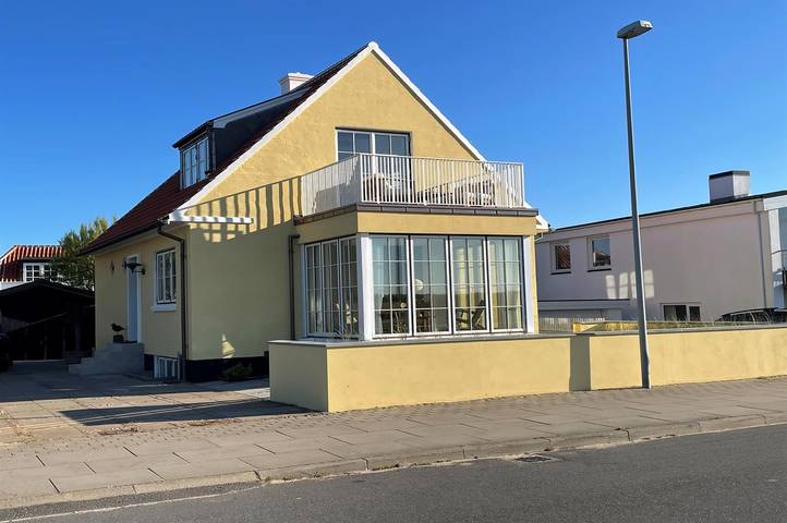 Ferienhaus mit Meerblick für 9 Personen, mit Balkon und Terrasse in Skagen