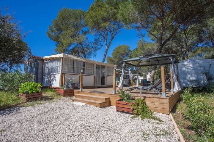 Camping pour 4 personnes, avec jardin, animaux acceptés sur la Côte d'Azur - 3