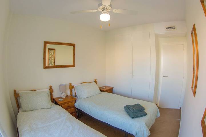 Appartement entier, 2 bedroom apartment - Sleeps 4 - Pool  - Garden in Pego, Costa Blanca