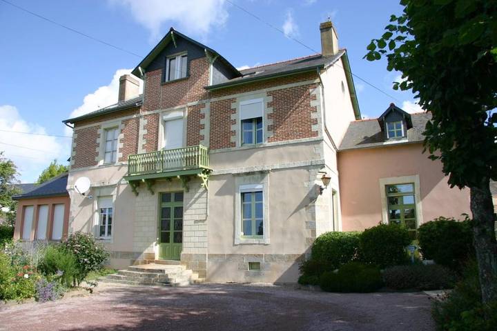 Gîte pour 3 personnes, avec jardin et vue à Pipriac - 2