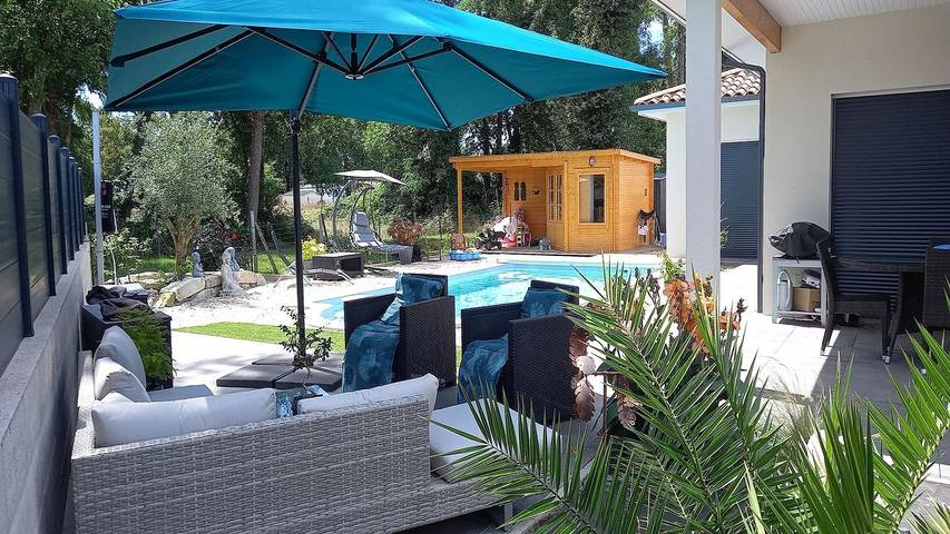 Maison de vacances pour 6 personnes, avec jardin ainsi que piscine et terrasse à Margaux