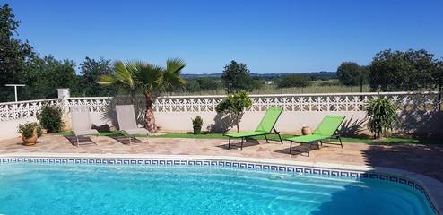 Chambre d’hôte pour 2 personnes, avec piscine ainsi que jardin et vue à Lézignan-la-Cèbe