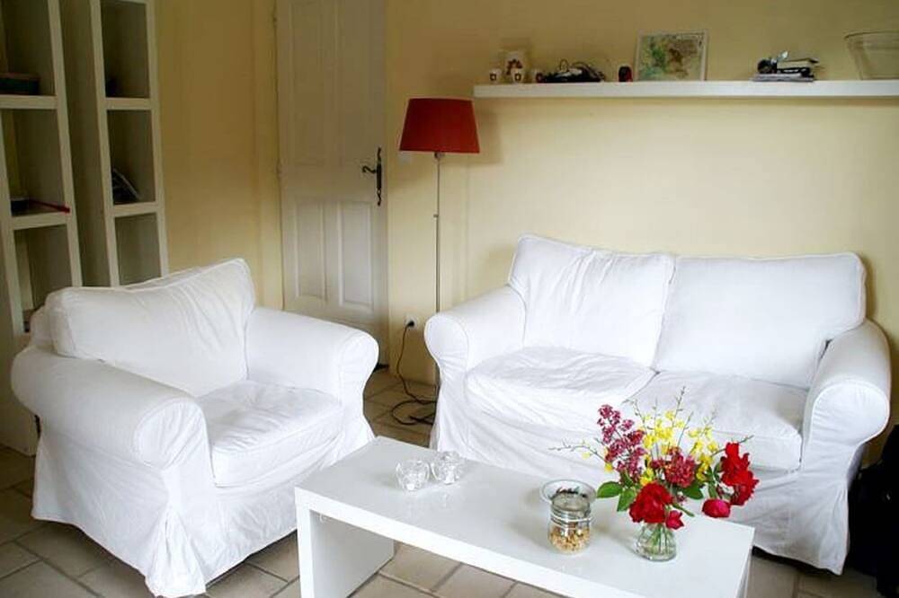 Entire apartment, Cycling Escape in Montbrun in Montbrun-les-Bains, Nyons region