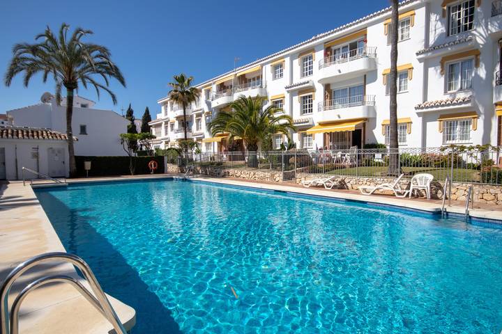 Casa adosada de 3 dormitorios con azotea, a 100 m de la playa in Playa de La Cala - El Torreón (Mijas), Mijas