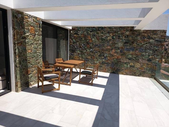 Appartement de vacances pour 13 personnes, avec jardin et vue