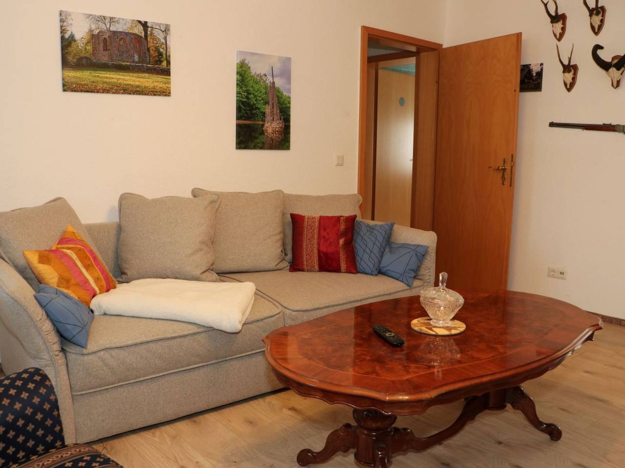 Ganze Wohnung, 2- Raum Ferienwohnung mit Parkplatz in Weißwasser (Oberlausitz), Lausitzer Seenland