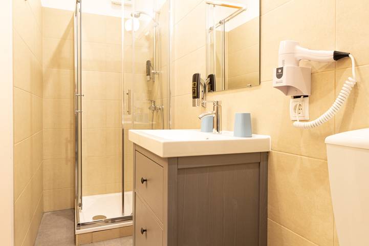 Ganze Wohnung, Hotel Klimt - Einzelzimmer in Breitensee (Wien), Wien