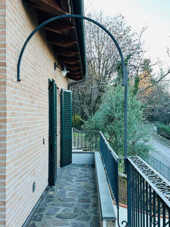 Chambre d’hôte pour 2 personnes, avec terrasse ainsi que jardin et vue à Zola Predosa - 4