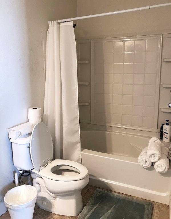 Ganze Wohnung, Große Wohnung in der Nähe von San Francisco in Hayward (CA), Alameda County