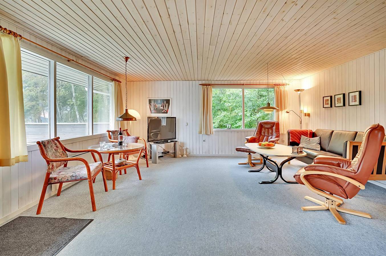 Stunning home in Tarm w/ Sauna, Wifi and 2 Bedrooms in Skaven Strand, Ringkøbing Fjord