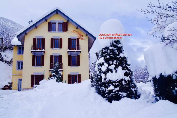Chalet pour 19 personnes, avec Balcon à Brides-les-Bains