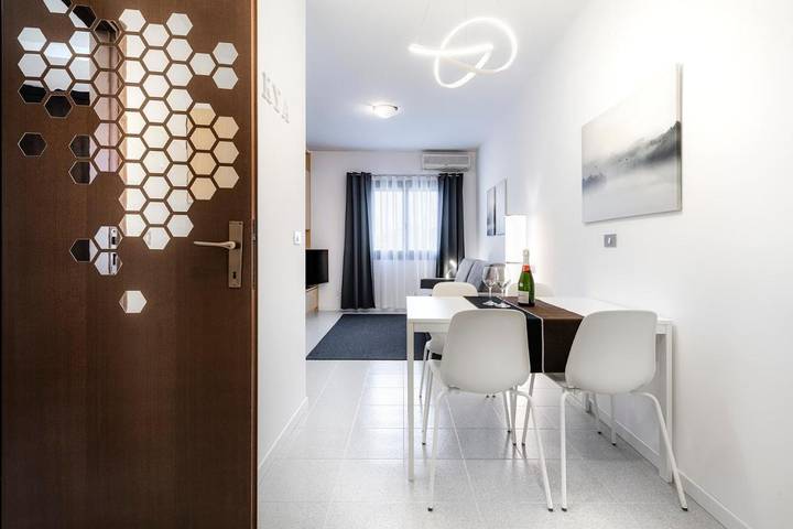 Casa sulla spiaggia per 4 persone, con panorama e terrazza nonché piscina in Veneto