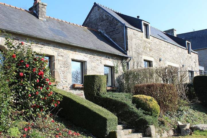 Gîte pour 4 personnes, avec jardin ainsi que terrasse et jacuzzi