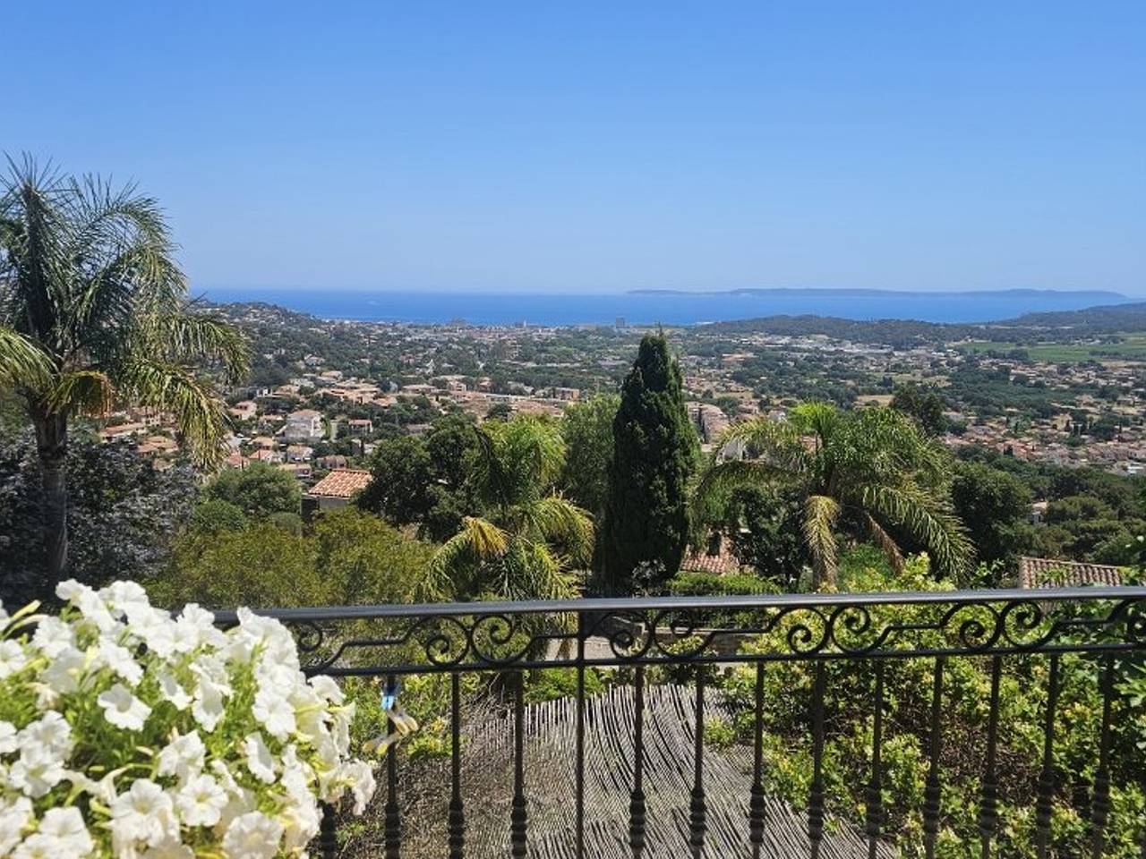 Villa with sea view, pets welcome - 12 guests in Bormes-les-Mimosas, Nationaal park Port-Cros