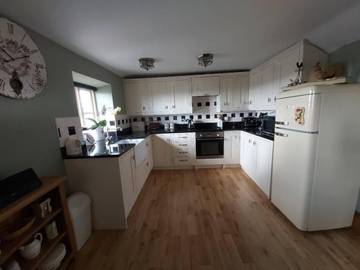 Holiday Letting for 3 People in Peak District, Photo 1