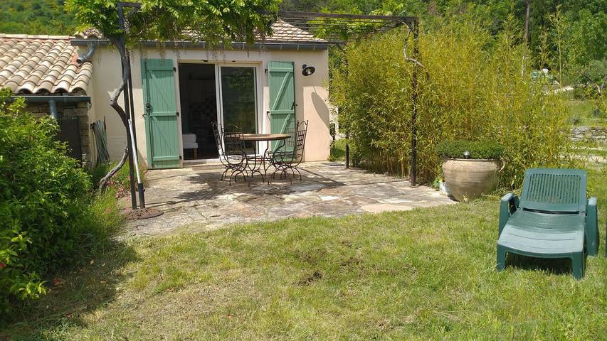 Gîte for 2 people, with garden - 1