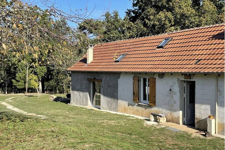 Location de vacances pour 6 personnes, avec jardin et terrasse à Mussidan