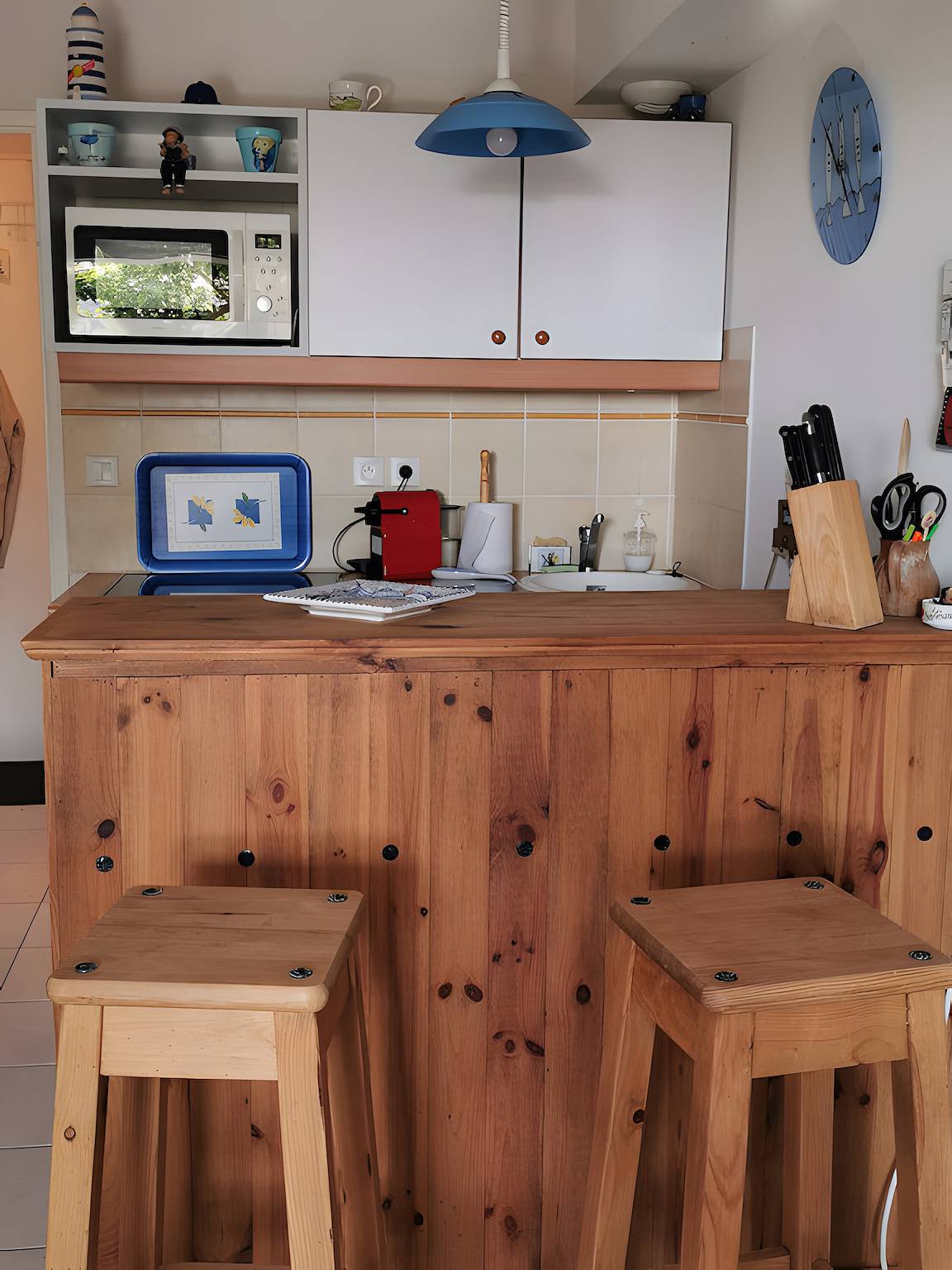 Holiday Home "Au Bord de la Mer" with Sea View and Wi-Fi in Bretignolles-sur-Mer, Loire Valley