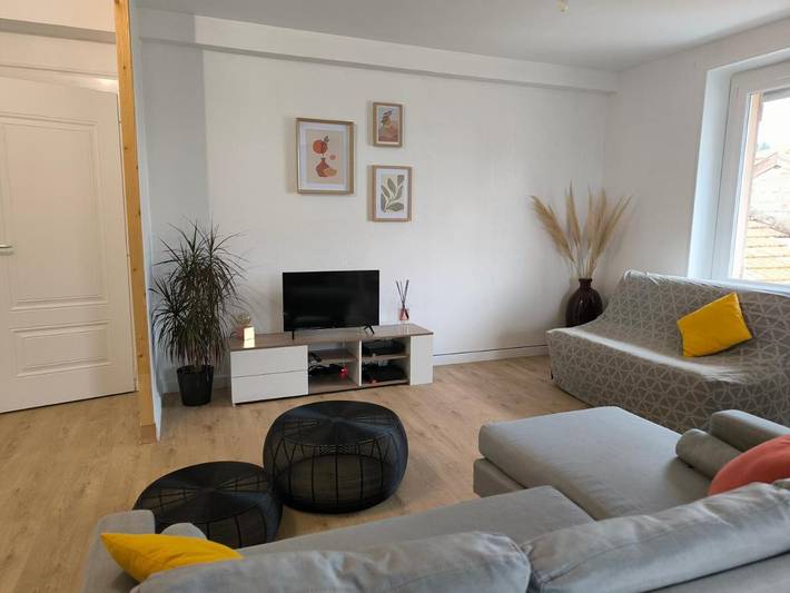 Gîte pour 4 personnes, avec balcon à Meximieux - 2