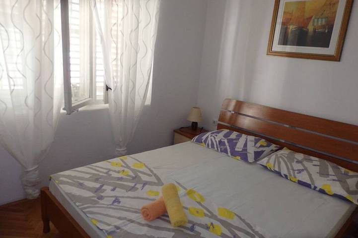 Ganze Wohnung, 3-Zimmer-Ferienwohnung am Strand Podgora, Makarska in Podgora, Makarska Riviera
