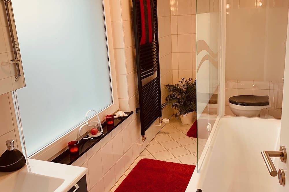 Ferienhaus mit 300m ² eingezäuntem Grundstück, ruhige Lage, direkt am Wald in Darlingerode, Ilsenburg