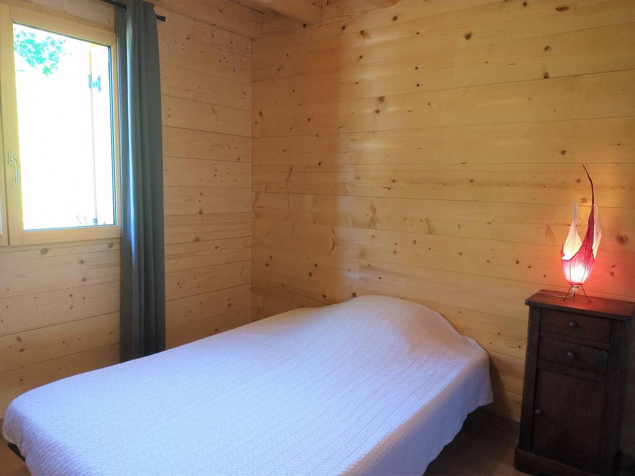 Gîte für 4 Personen mit Terrasse in Saint-Martin-d'Août, Valence und Umgebung