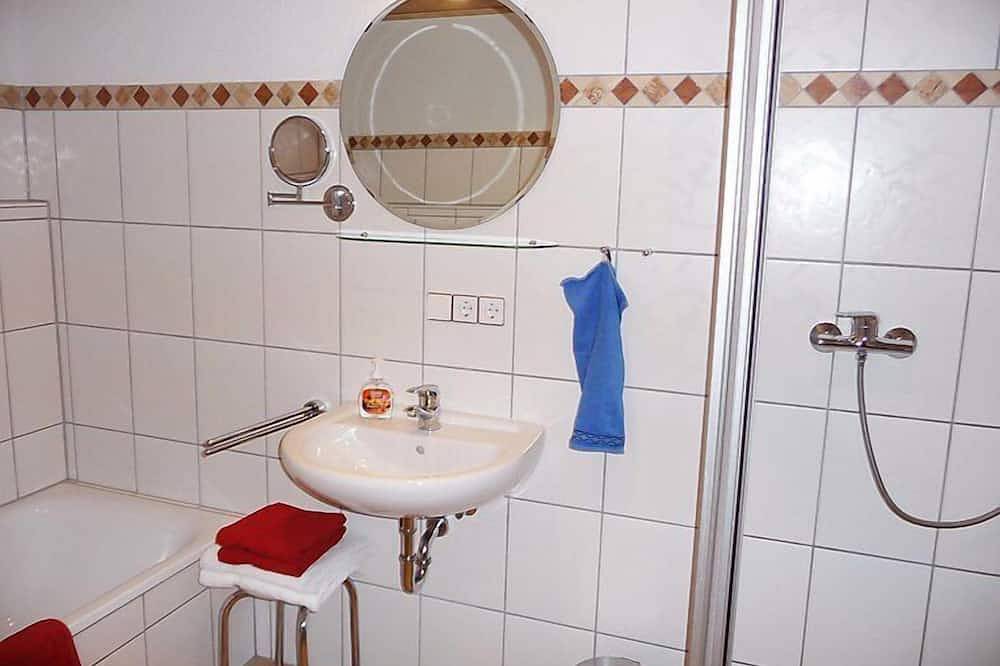 Ganze Wohnung, Rotkehlchen in Schiltach, Mittlerer Schwarzwald