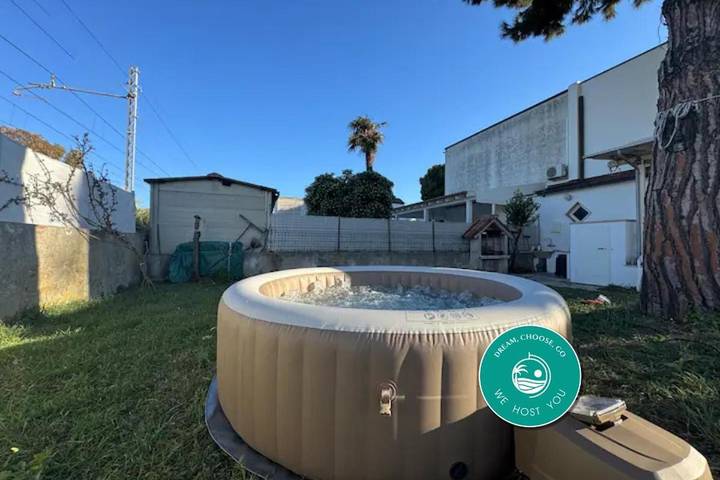 Casa vacanza per 13 persone, con giardino e idromassaggio in Lido di Fermo